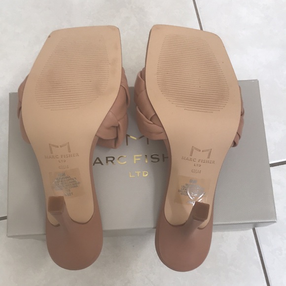 Marc Fisher Digana Braided Square Toe Slip on Heel in size 6.5 - Picture 4 of 8